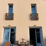Exclusive Santorini 3 Bedroom Private Jetted Pool Sea View