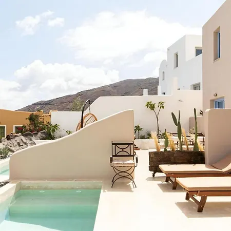 Exclusive Santorini 3 Bedroom Private Jetted Pool Sea Phenomenal Sunset View Finikia Villa