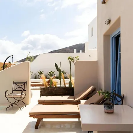 Exclusive Santorini 3 Bedroom Private Jetted Pool Sea Phenomenal Sunset View Finikia Villa Oia (Santorini)