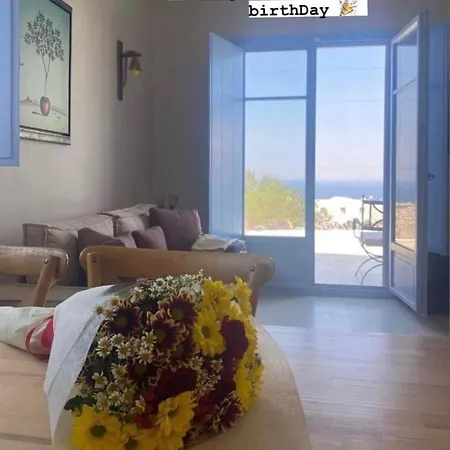 Exclusive Santorini 3 Bedroom Private Jetted Pool Sea View