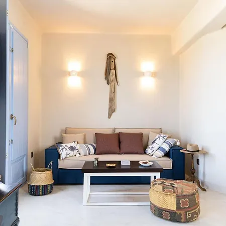 Exclusive Santorini 3 Bedroom Private Jetted Pool Sea View *