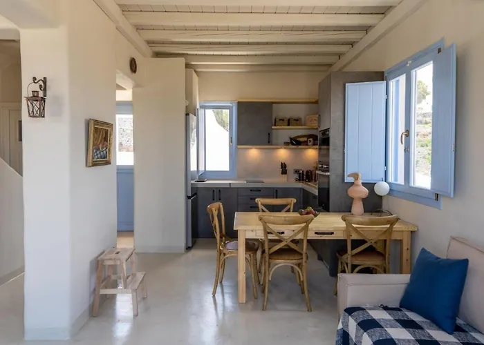 Exclusive Santorini 3 Bedroom Private Jetted Pool Sea View Villa *